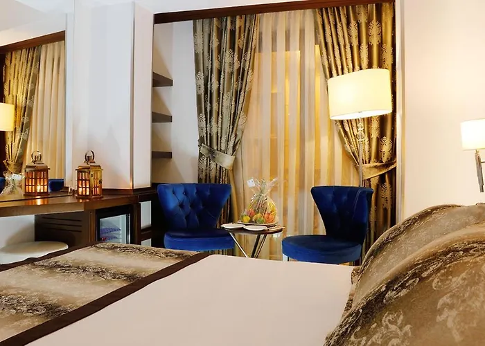 Hotel Taksim Pera Center