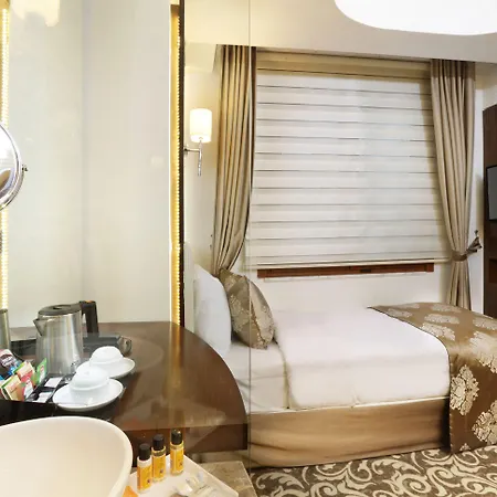 Taksim Pera Center 4* 이스탄불