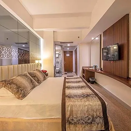 Taksim Pera Center 호텔 4*