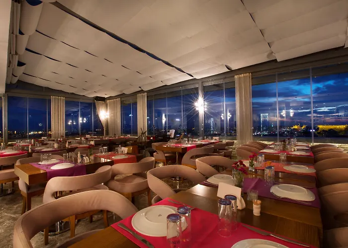 Hotel Taksim Pera Center