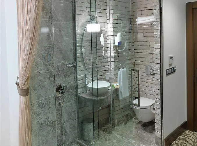 Taksim Pera Center Hotel 4*