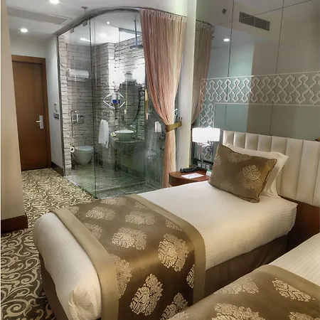Taksim Pera Center Отель 4*