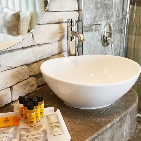 Taksim Pera Center 4*