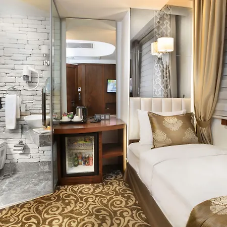 Taksim Pera Center Hotel